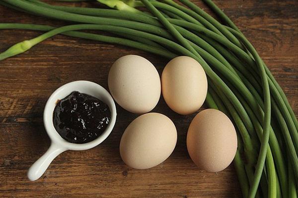 Chỉ 15 phút là có ngay món trứng cực ngon giúp tăng sức để kháng cho cả nhà