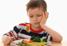 Những loại hực phẩm khiến trẻ càng ăn càng còi cọc