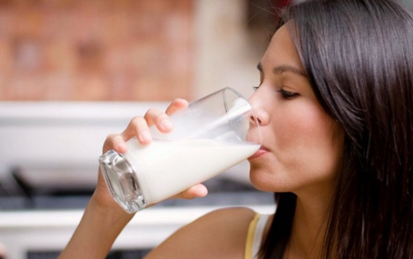 Uống sữa vào khung giờ vàng sẽ đem lại lợi ích gấp đôi