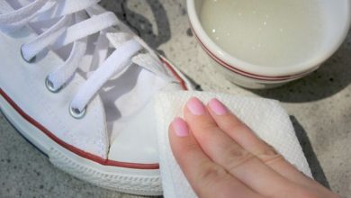 Photo of Những cách tẩy sạch vết mốc trên giày thể thao hiệu quả