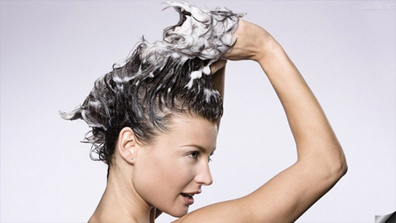 Những sai lầm tai hại khiến tóc của bạn ngày càng trở nên xơ rối