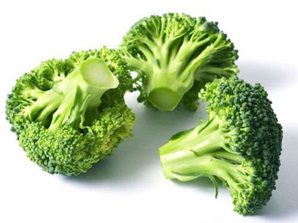 Những loại rau xanh giúp trị chứng táo bón ở trẻ`
