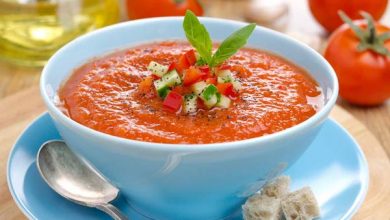 Nâu súp cà chua tôm lạnh đơn giản